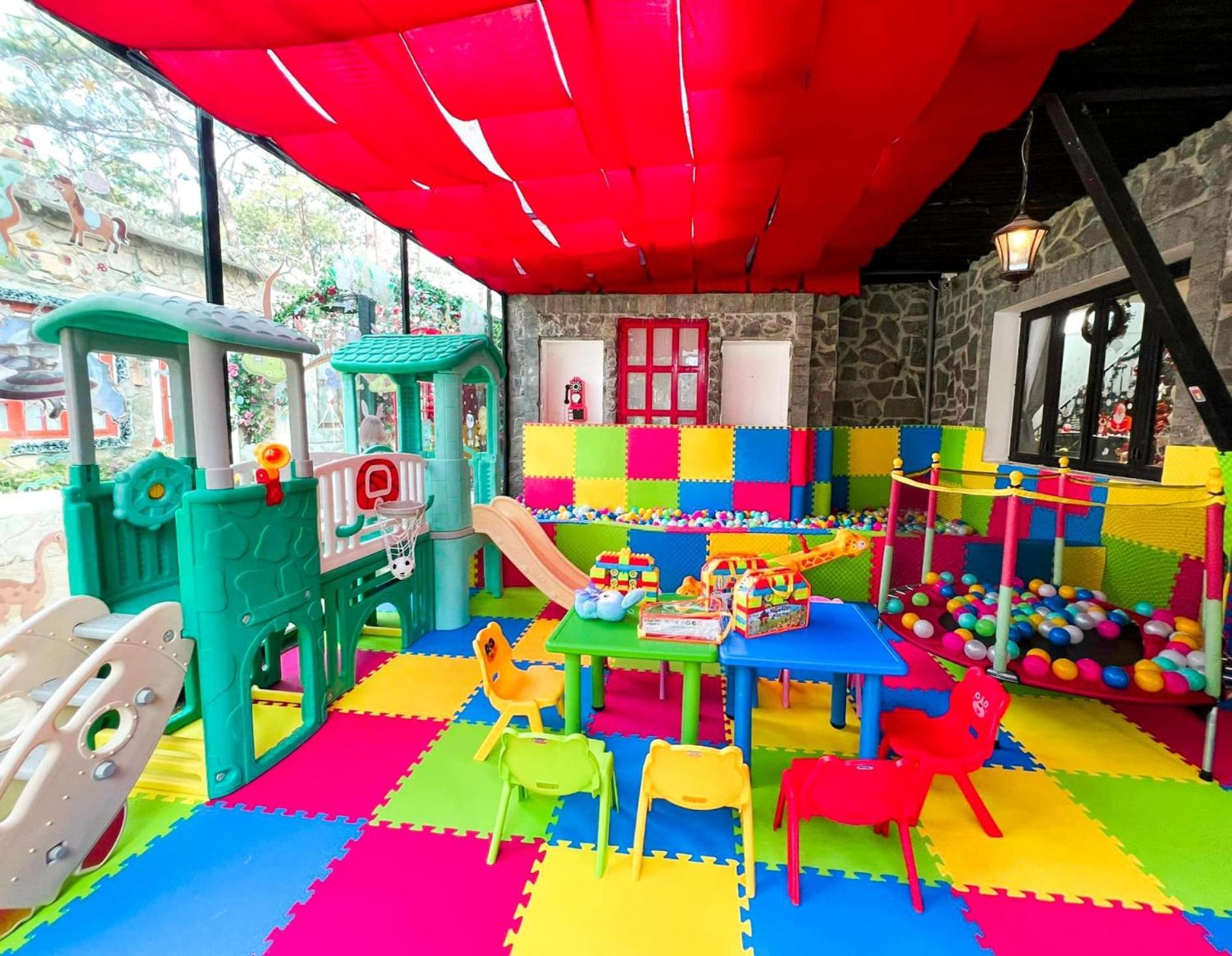 De Vivre Homestay Mang Den Kon Von Kla Экстерьер фото